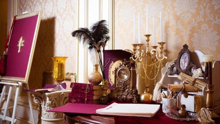 Vintage Antiques buyers Marco Island Florida. Updated 2026